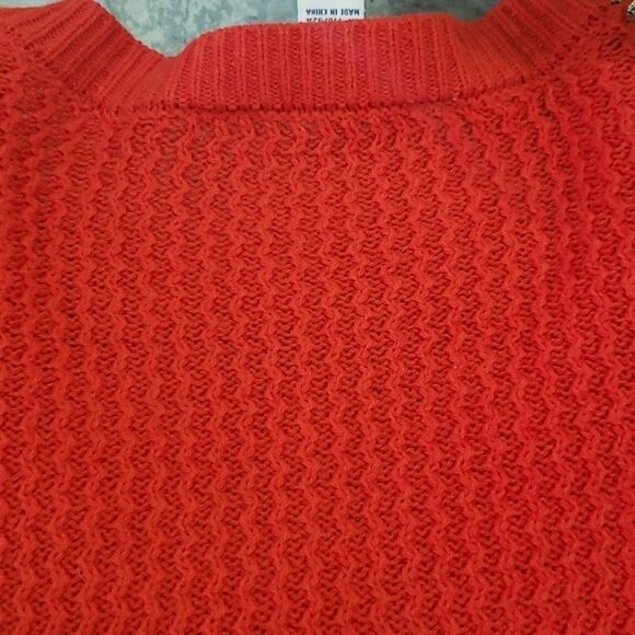 FOREVER 21 Knit Cropped Sweater - Picture 5 of 5